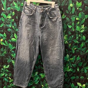 Fashion Nova barrel jeans